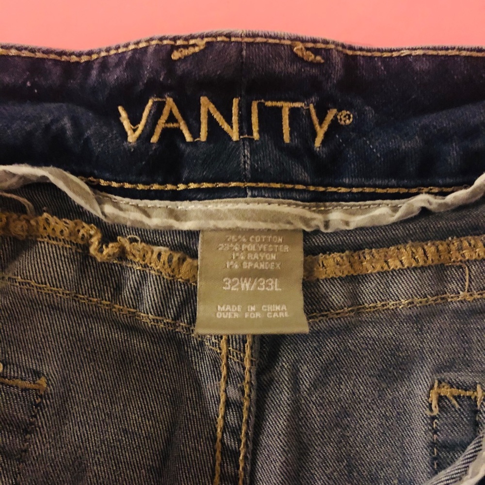 Jeans - Picture 2 of 3